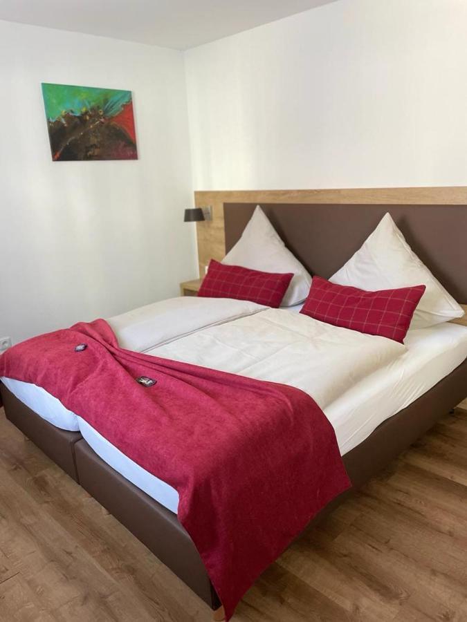 Landgasthaus Zur Linde Pleiskirchen Eksteriør bilde