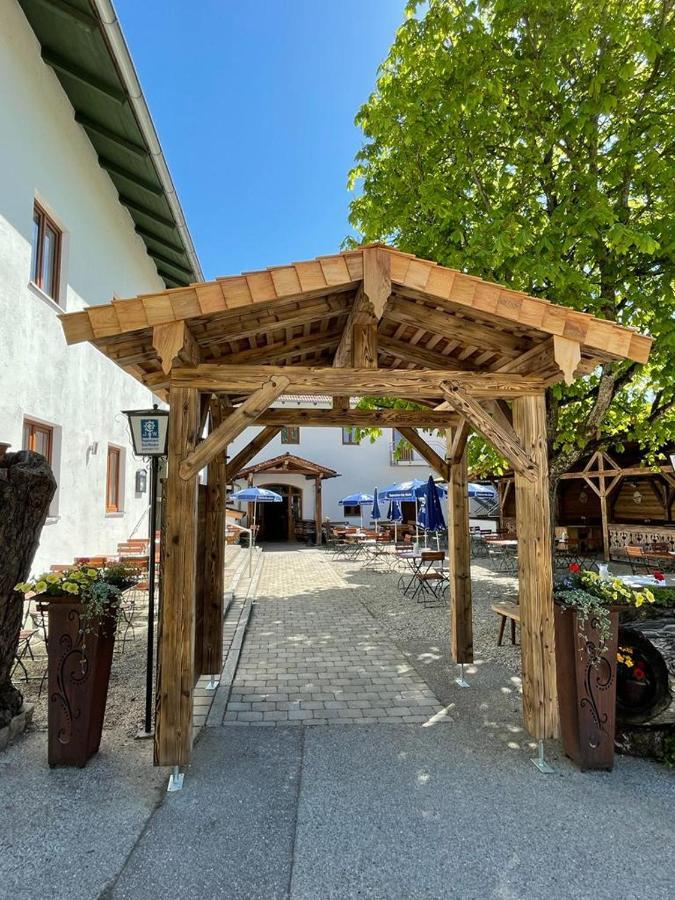 Landgasthaus Zur Linde Pleiskirchen Eksteriør bilde
