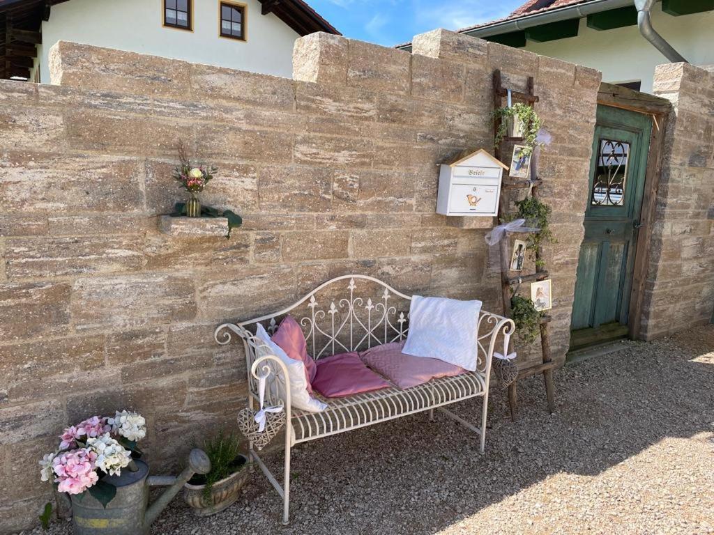 Landgasthaus Zur Linde Pleiskirchen Eksteriør bilde