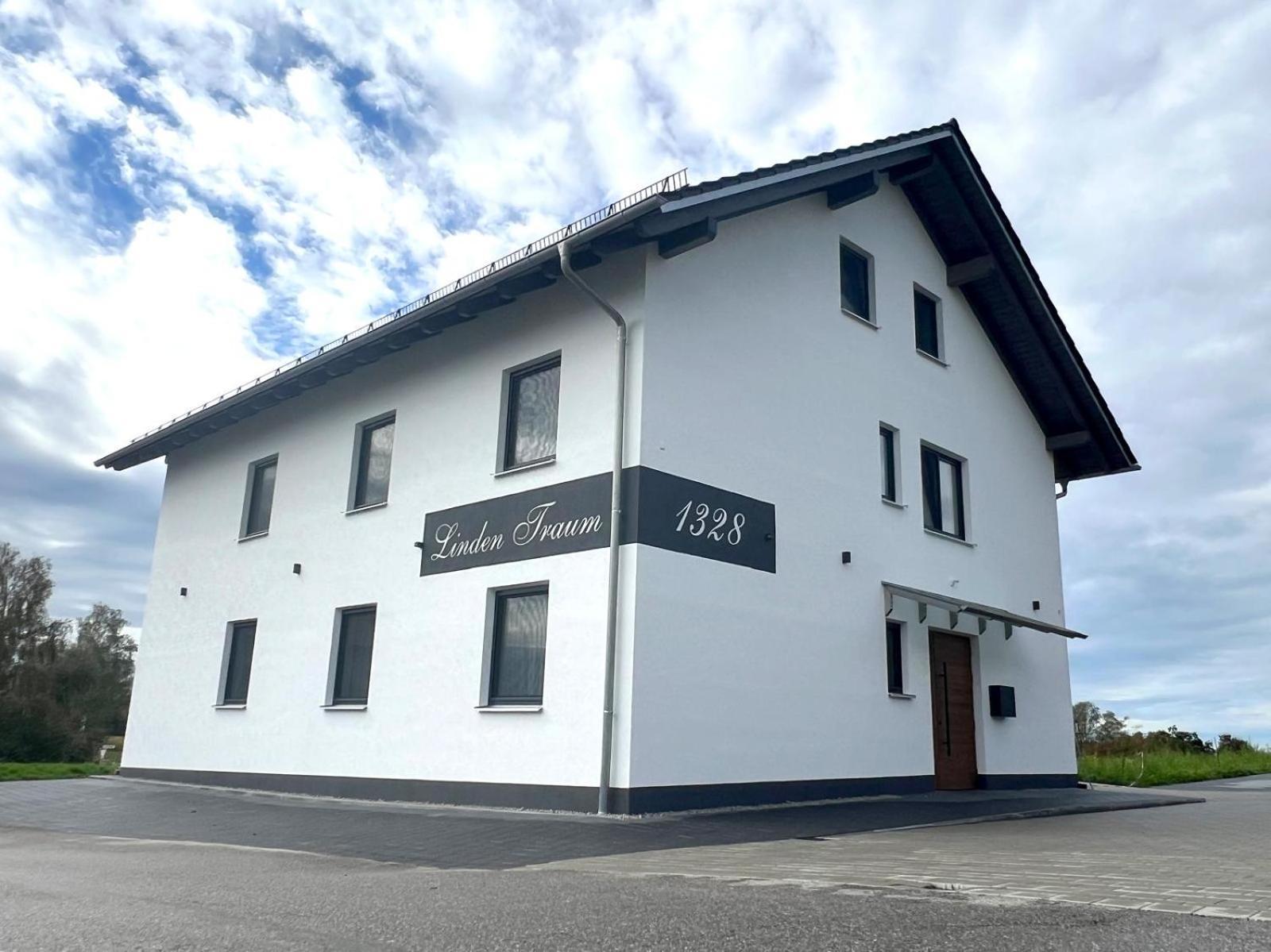 Landgasthaus Zur Linde Pleiskirchen Eksteriør bilde